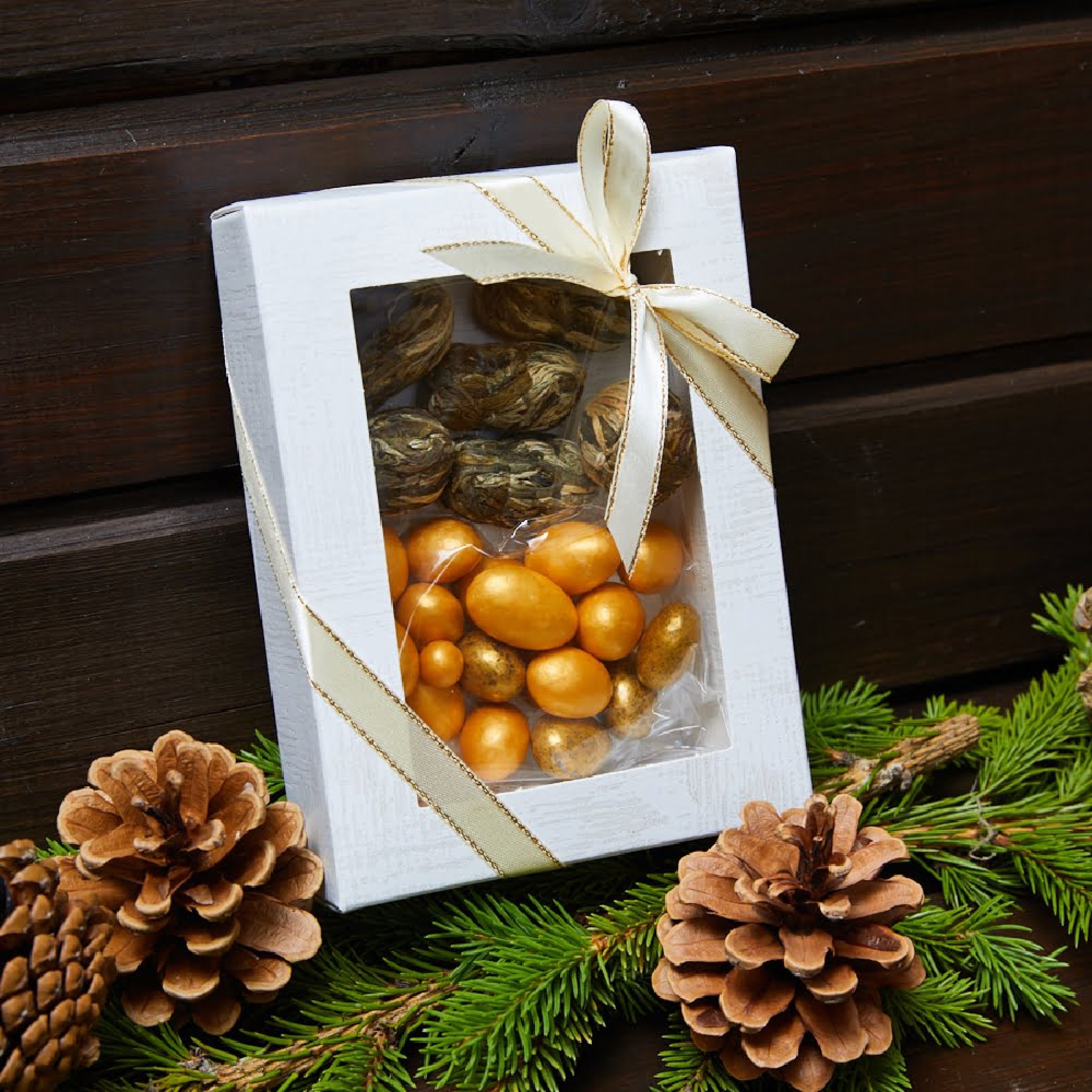 Подарочный набор «Зимняя гвоздика»