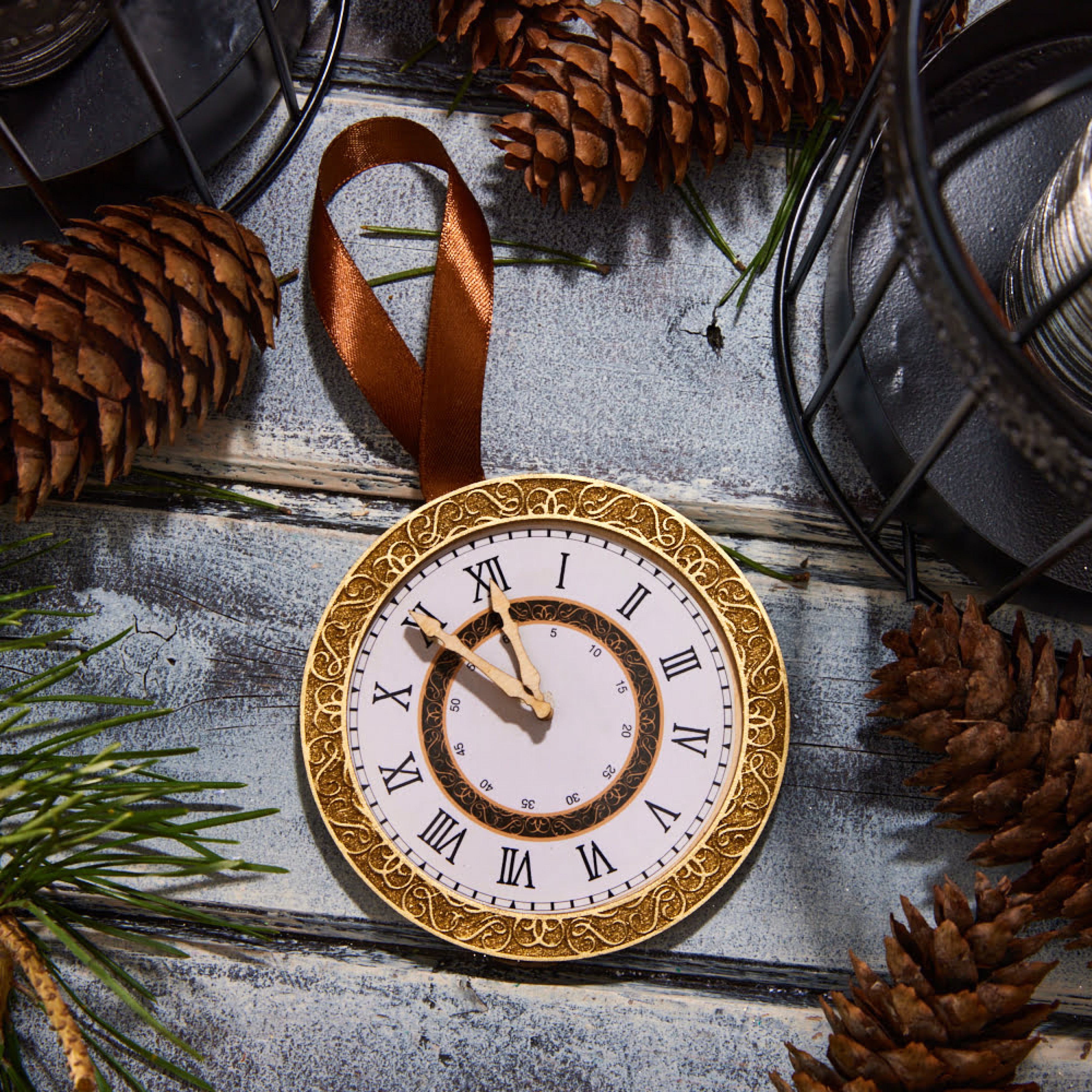 игрушка ручной работы «Часы»