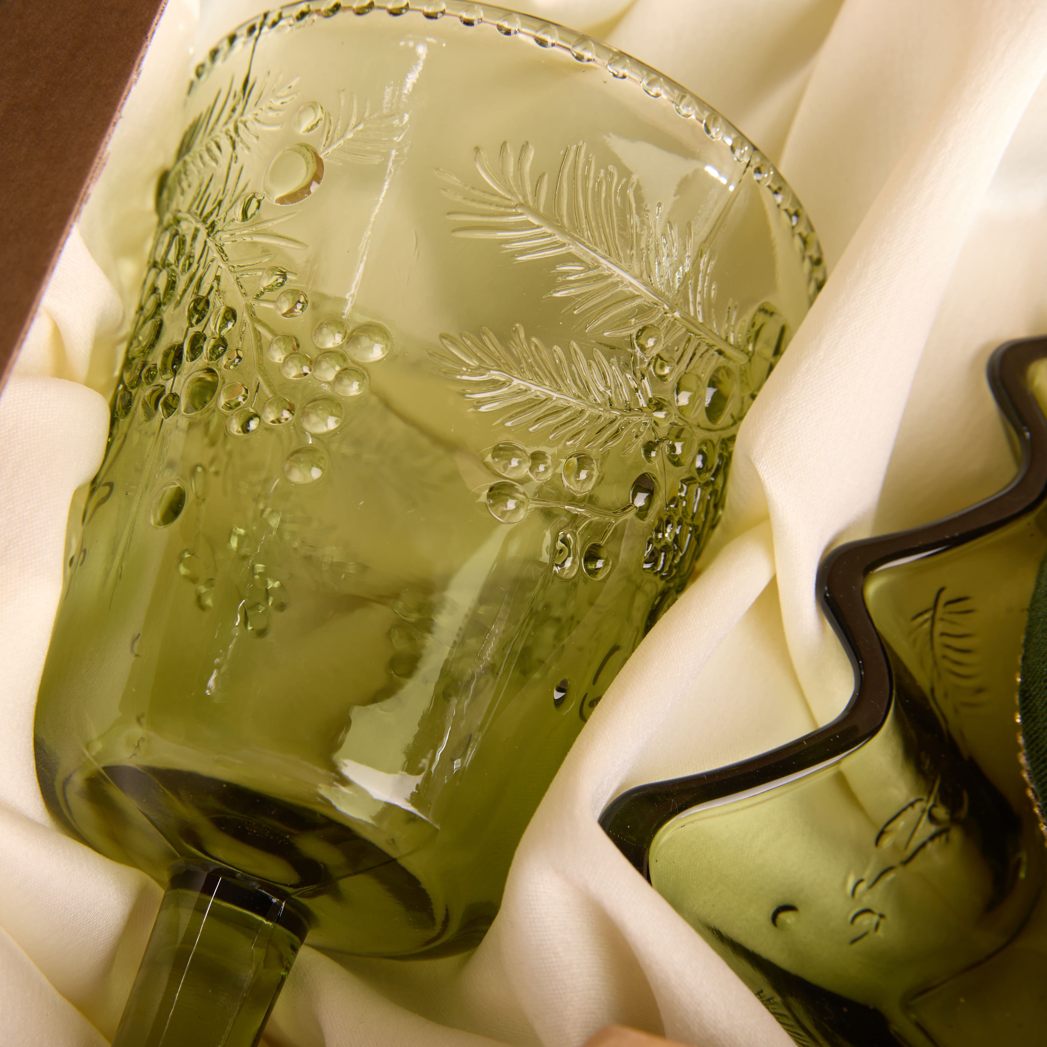 Подарочный набор "ЗАСНЕЖЕННЫЕ ВЕТВИ"