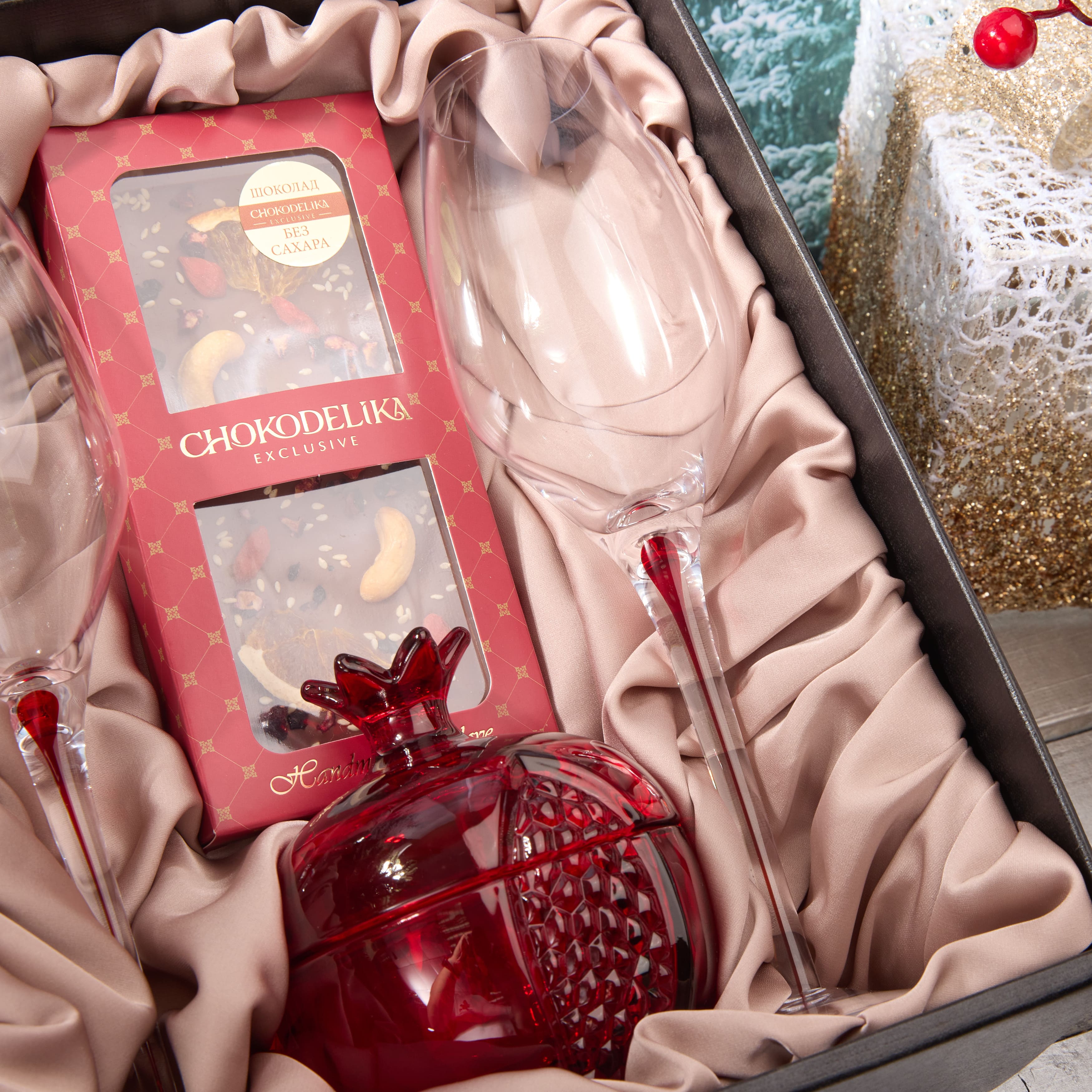 Подарочный набор "ГРАНАТОВЫЙ БРАСЛЕТ"