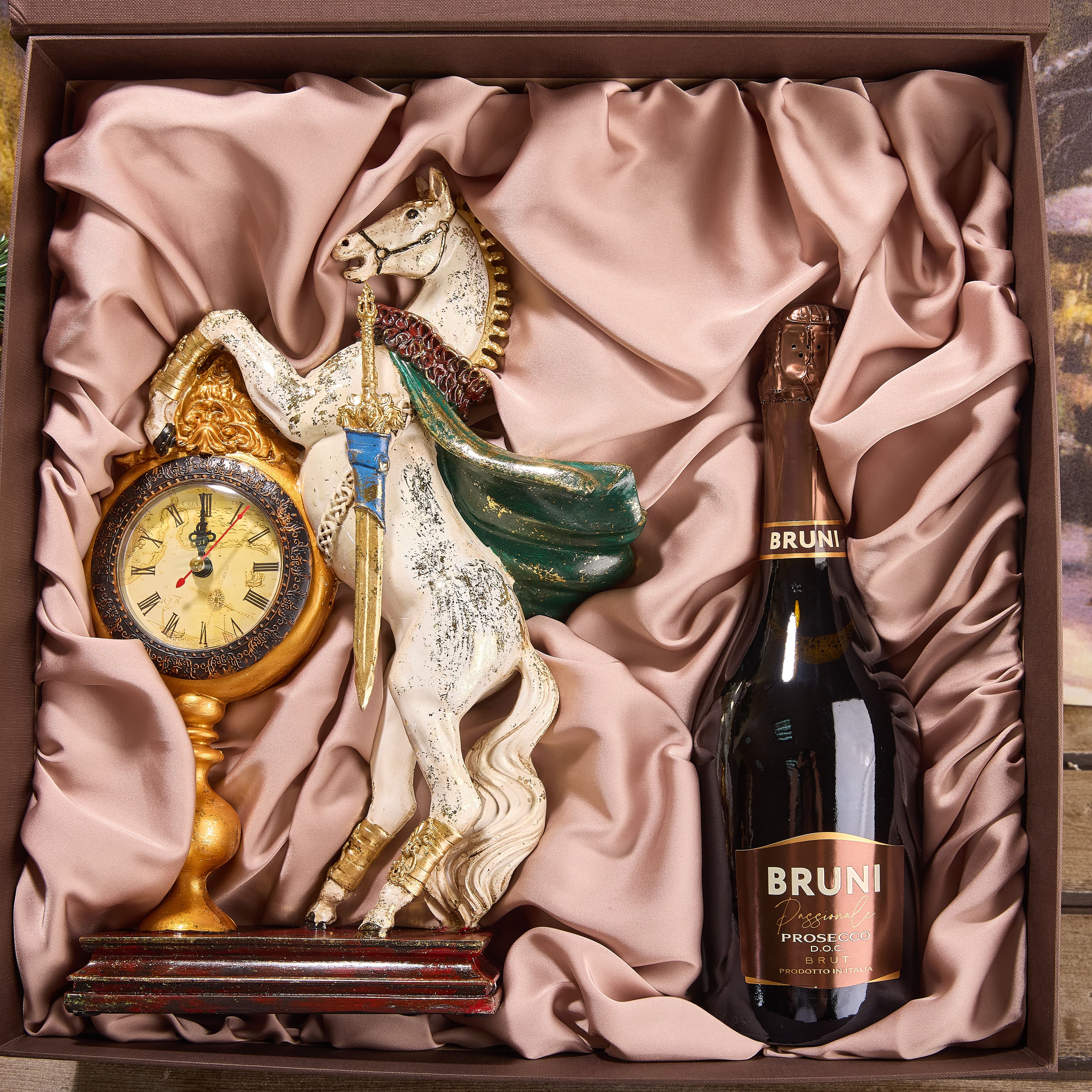 Подарочный набор "12 ЧАСОВ БЬЮТ"